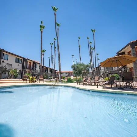 139 Fully Furnished, Amenities Galore